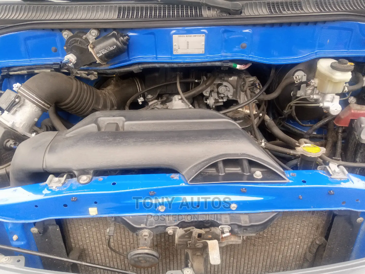 Toyota HiAce 2010