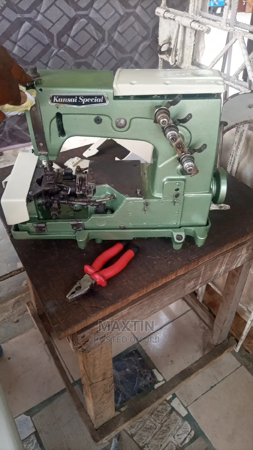 Taping Machine