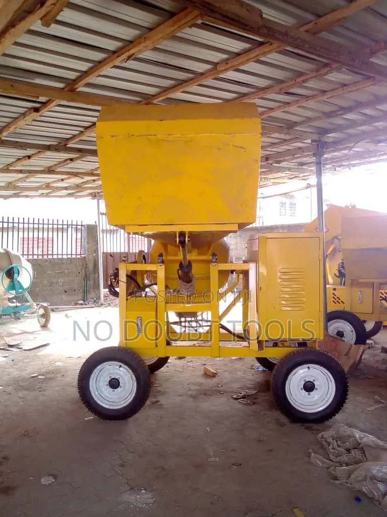 Selfload Concrete Mixer