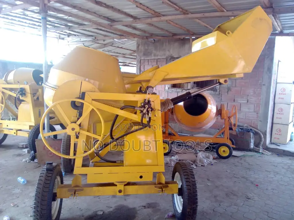 Selfload Concrete Mixer