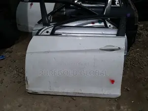 Hyundai Sonata Neat Tokunbo Door
