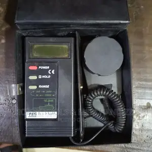 Tes Digital Light Meter 1330A