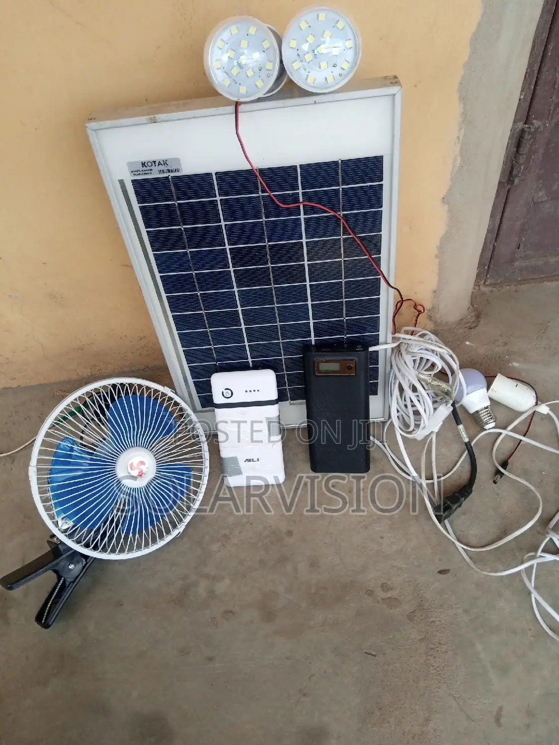30- 1000watts Solar Generator Fan Bulb