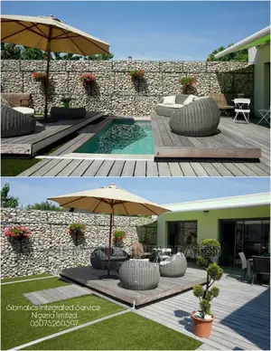 Automatic Swimming Pools Cover.