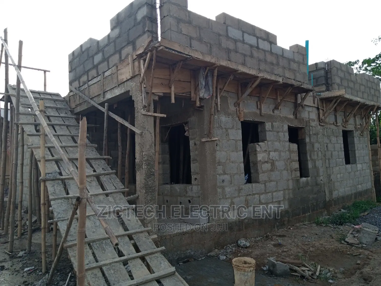 Building Contractor