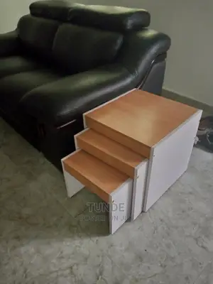 Modern Living Room Cofee Table.