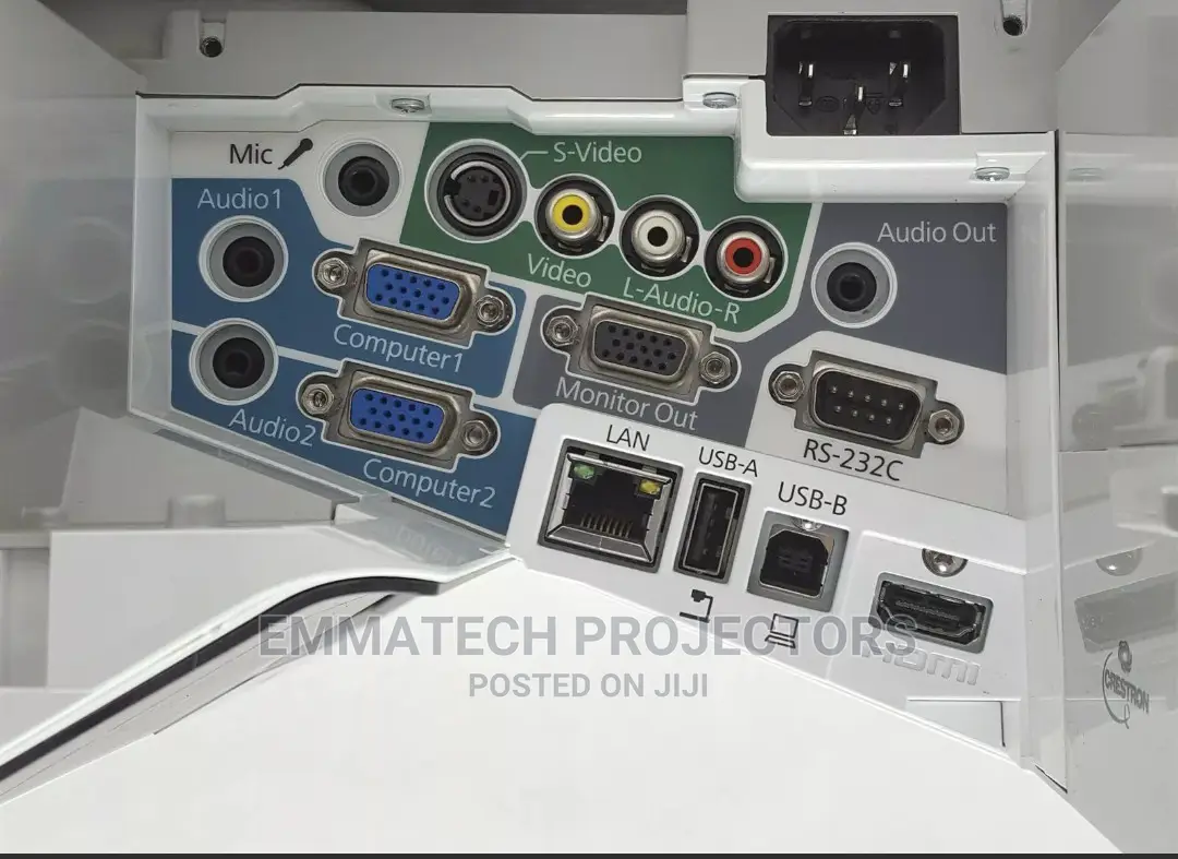 Ultra Short Throw Projectors