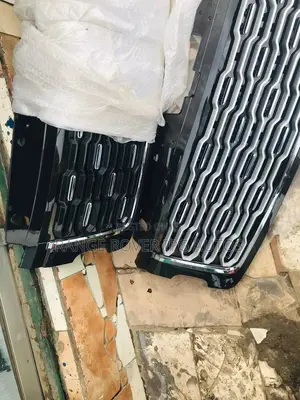 Front Grill for Range Rover Vogue Svautobiography.