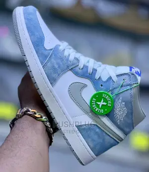 Air Jordan 1 High Retro Og ‘ Hyper Royal’