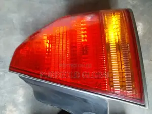 Hyundai Equus Tail Lamp