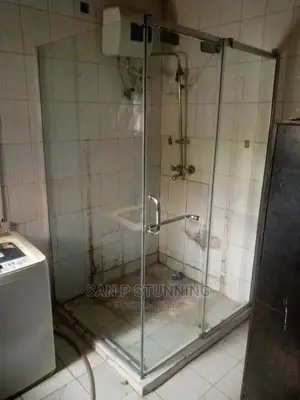Shower Cubicle Based