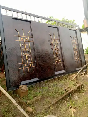 Photo - Best Design Sliding Gate for Sales.