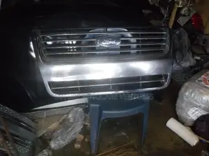 2008 Ford Explorer Front Grill