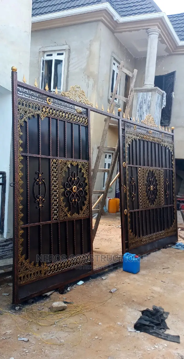 Rolling Gate