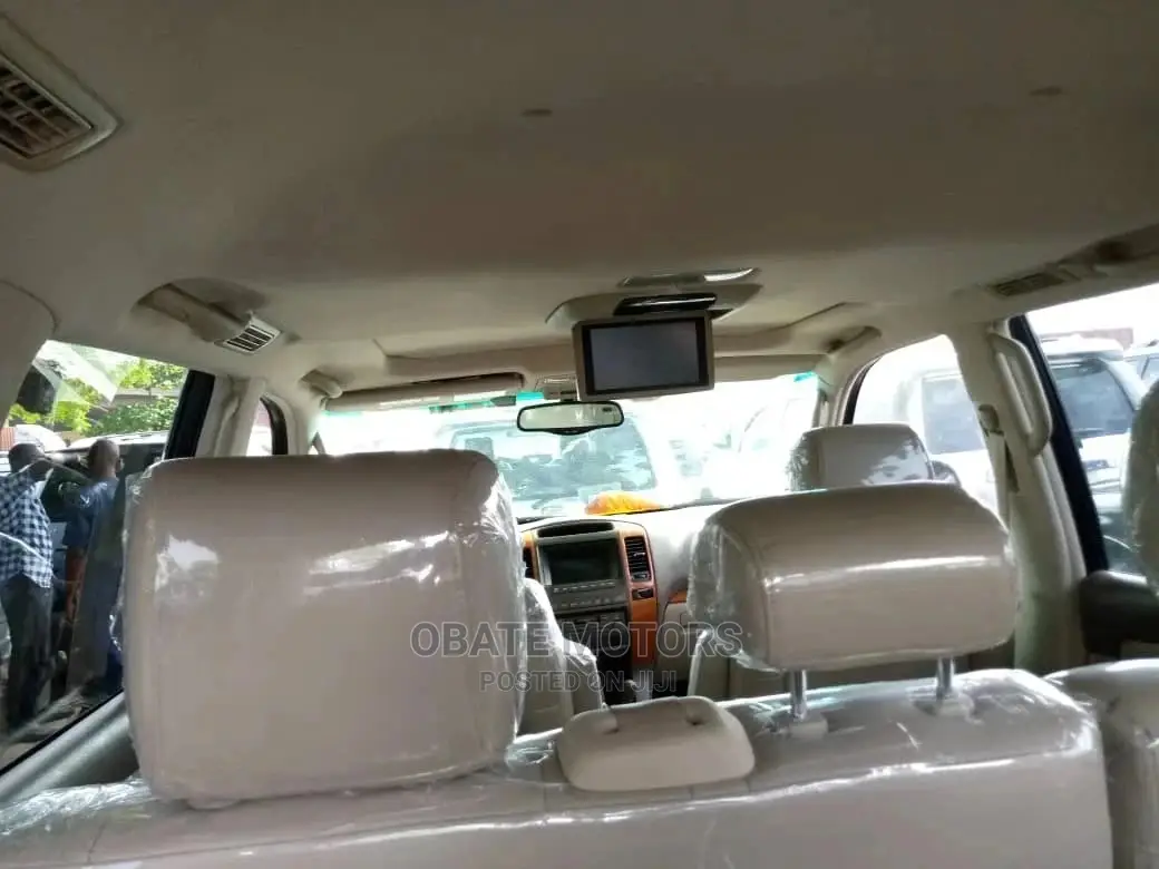 Lexus GX 470 2007 Gold