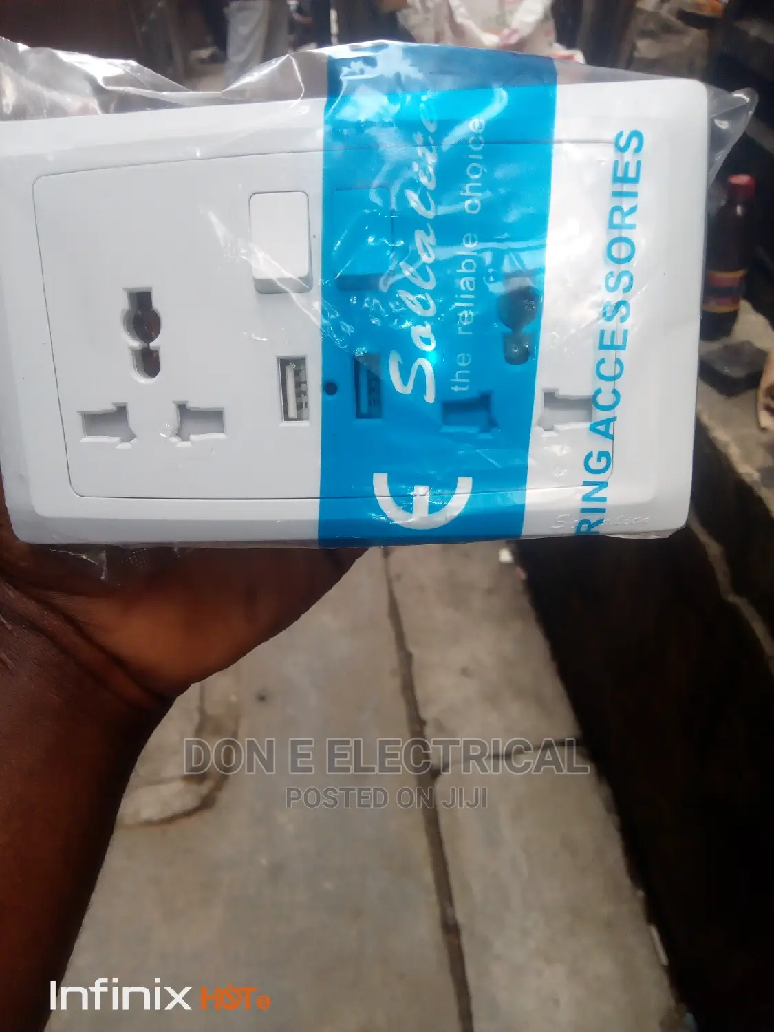 13amps Double Socket With Usb Chatger