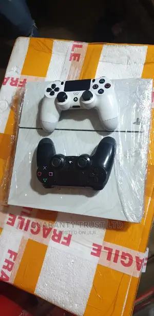 Ps4 2 Gamepads 12 Latest Games