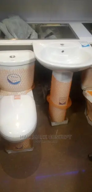 Medium Sets Water Closets