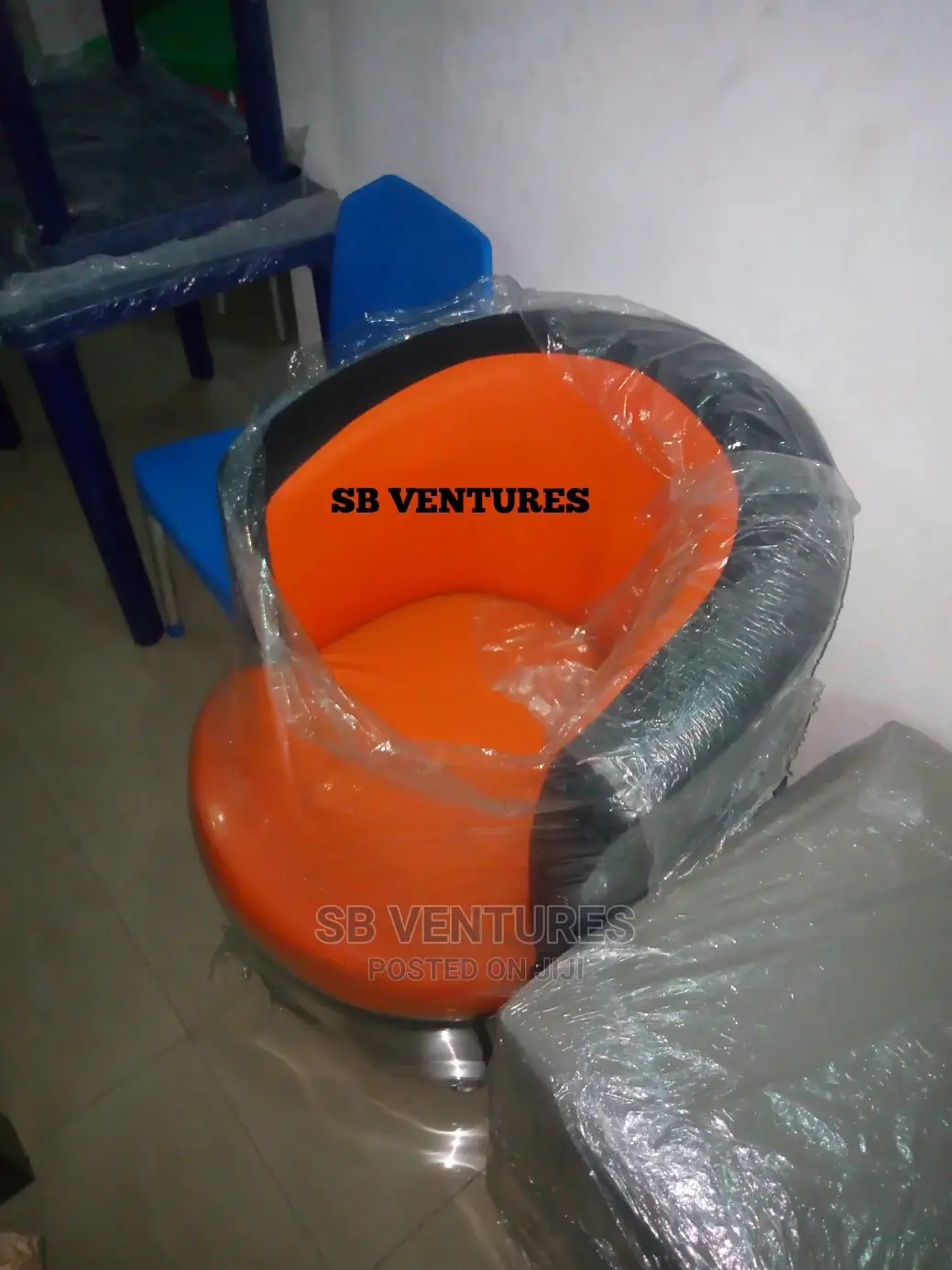 Promo Single Sofa