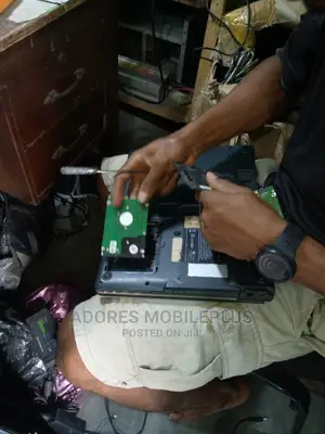 Laptop Repairs and System Analyst
