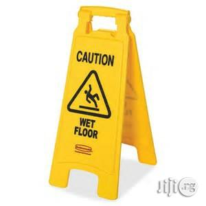 Caution Wet Floor Signage
