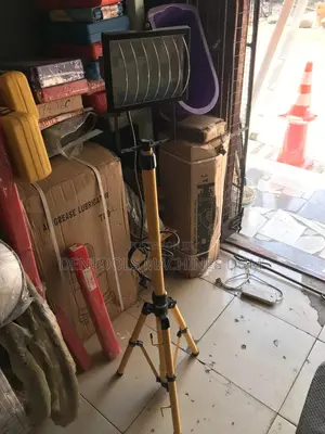Telescopic Halogen Lamp