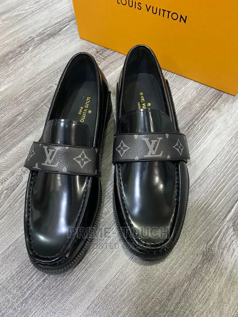 Solid Italian Leather Shoes