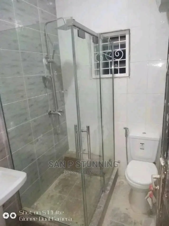 Shower Cubicle Guard