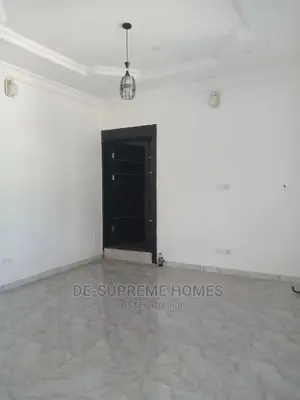 3bdrm Duplex in Alatise Road, Lakowe for rent