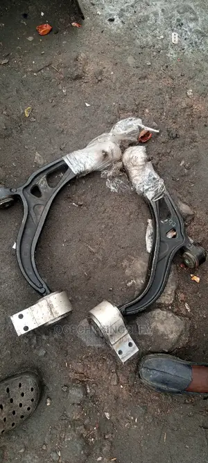 Ford Explorer Lower Arm 2013
