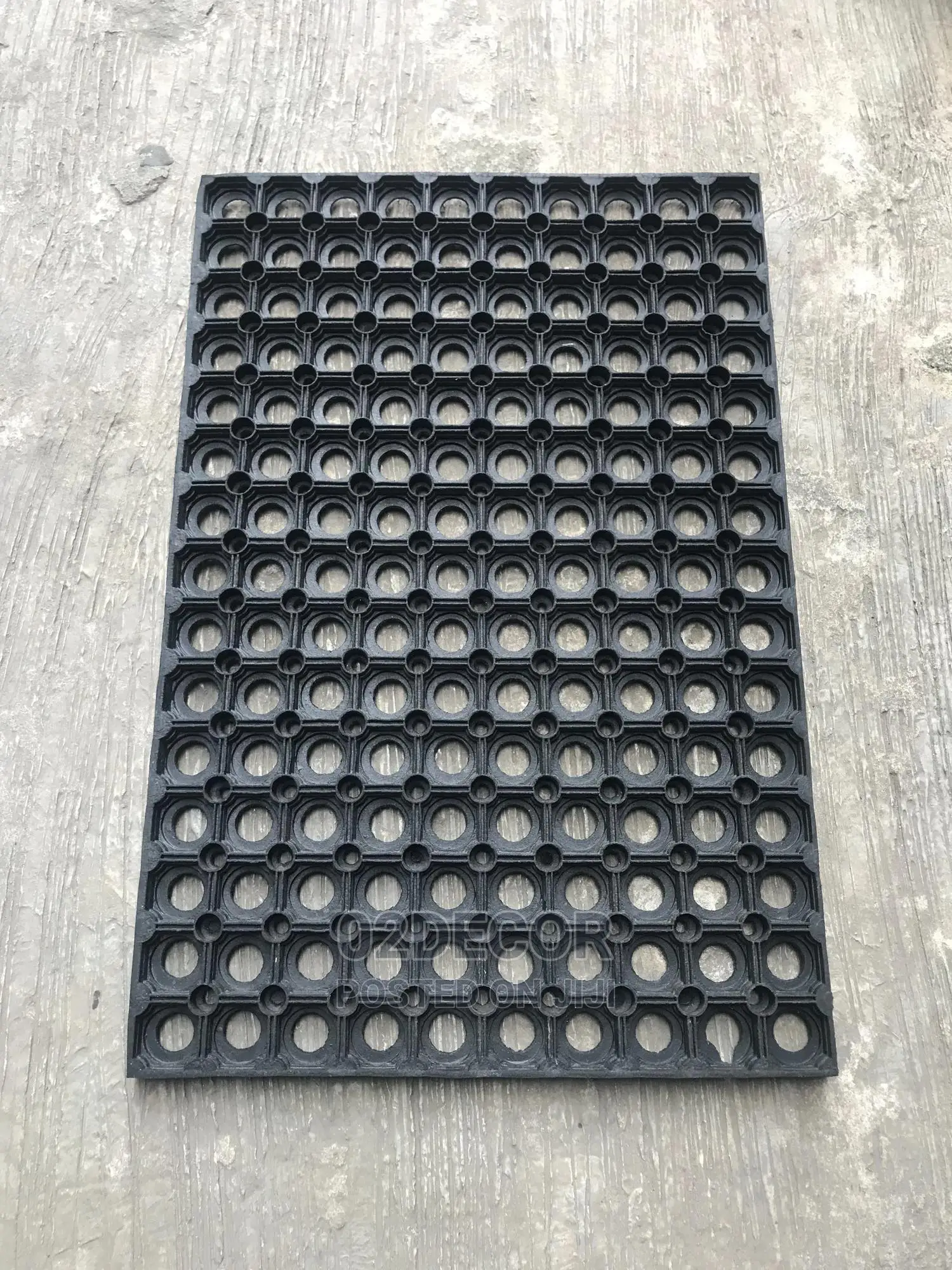 All Black Hollow Rubber Doormat 40/60