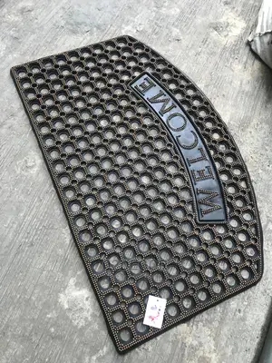 Half Moon Rubber Footmats 60/90