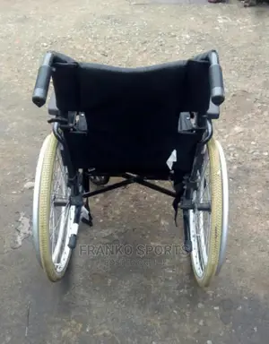 Wheel Adjustable Chair