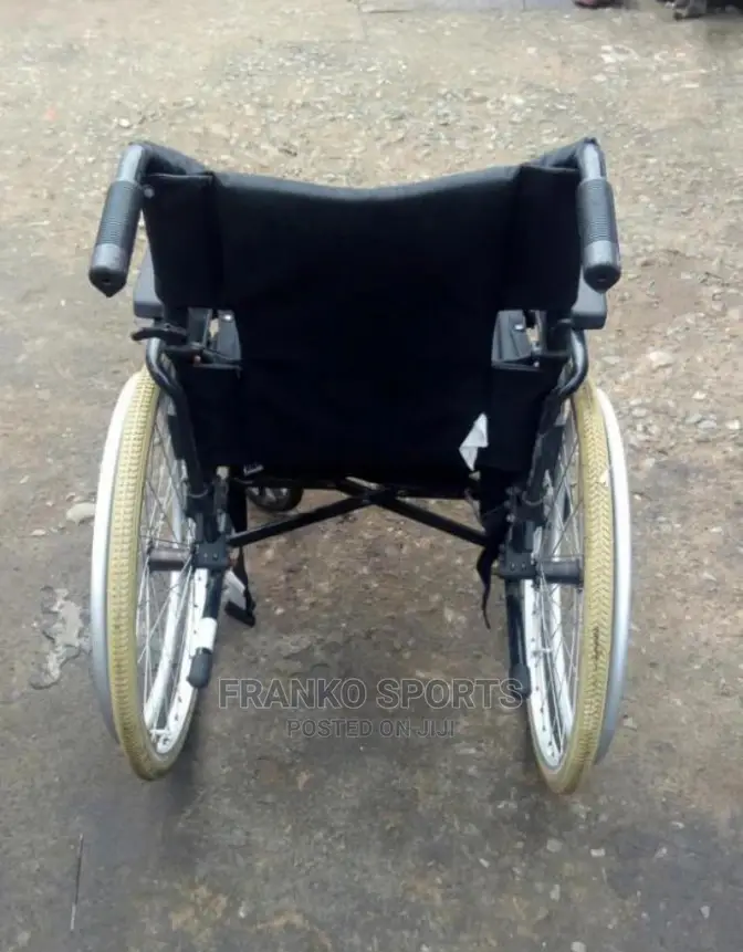Wheel Adjustable Chair