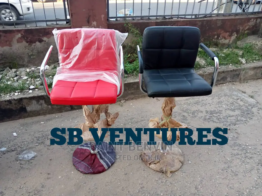 Quality Leather Low Back Rest Bar Stool.