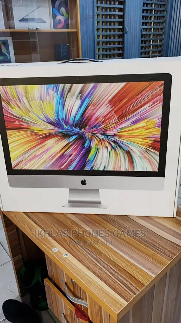 Desktop Computer Apple iMac 16GB Intel Core I5 250GB
