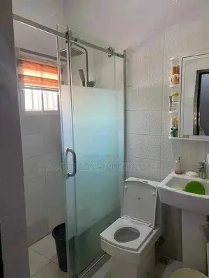 Tampered Glass Cubicle