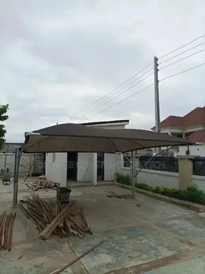 Dubai Two Carport