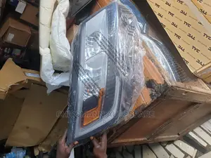 Head Lamp Explorer 2015-2019