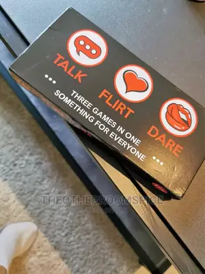 Photo - Fun Couple Romantic Card Talk Or Flirt Or Dare Card Gift