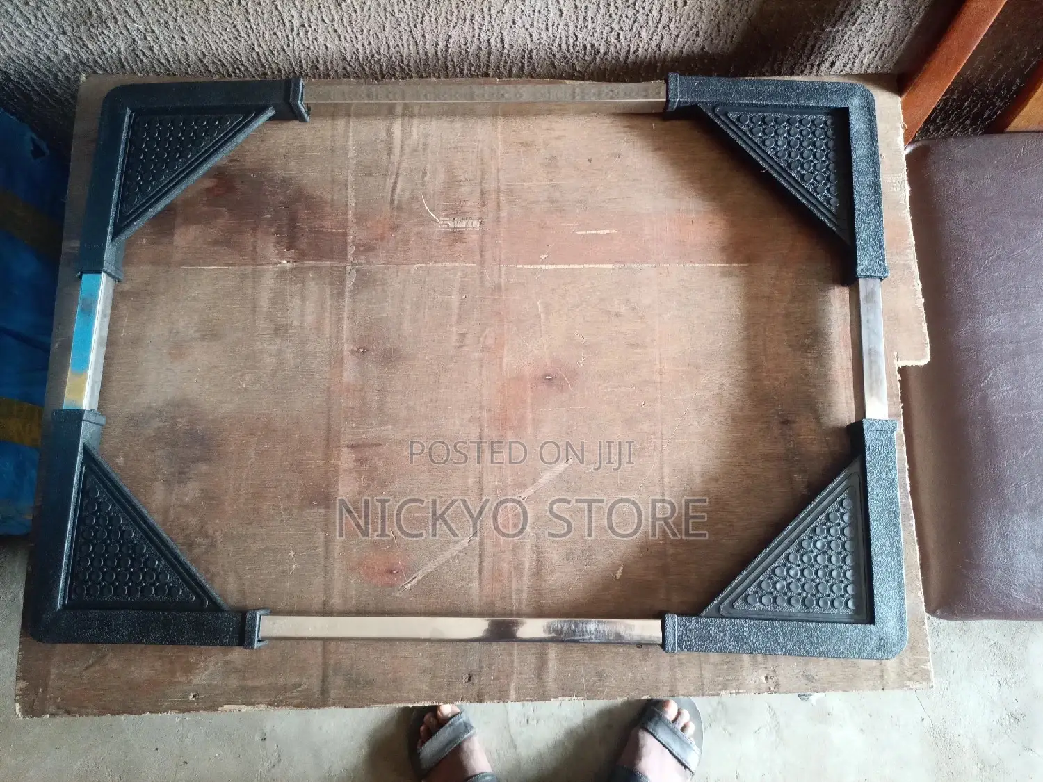 Special Base For Washing Machine And Refrigerator