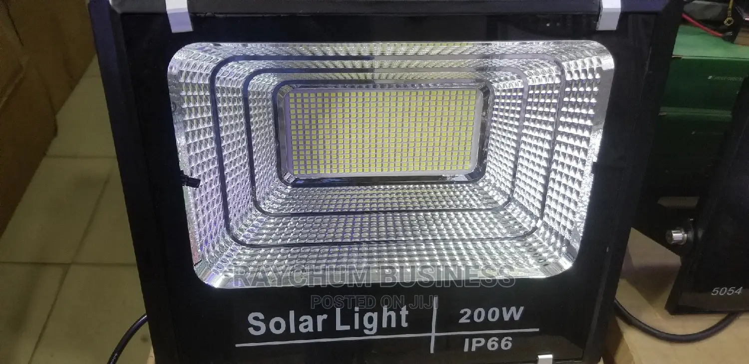 Vittmax Solar Flood Light 200w With Remote Control