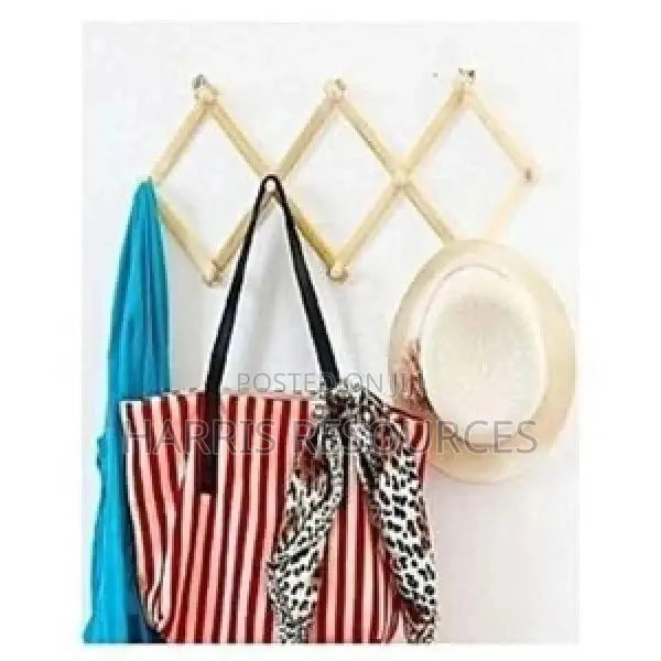 Basic Wooden Wall Hanger