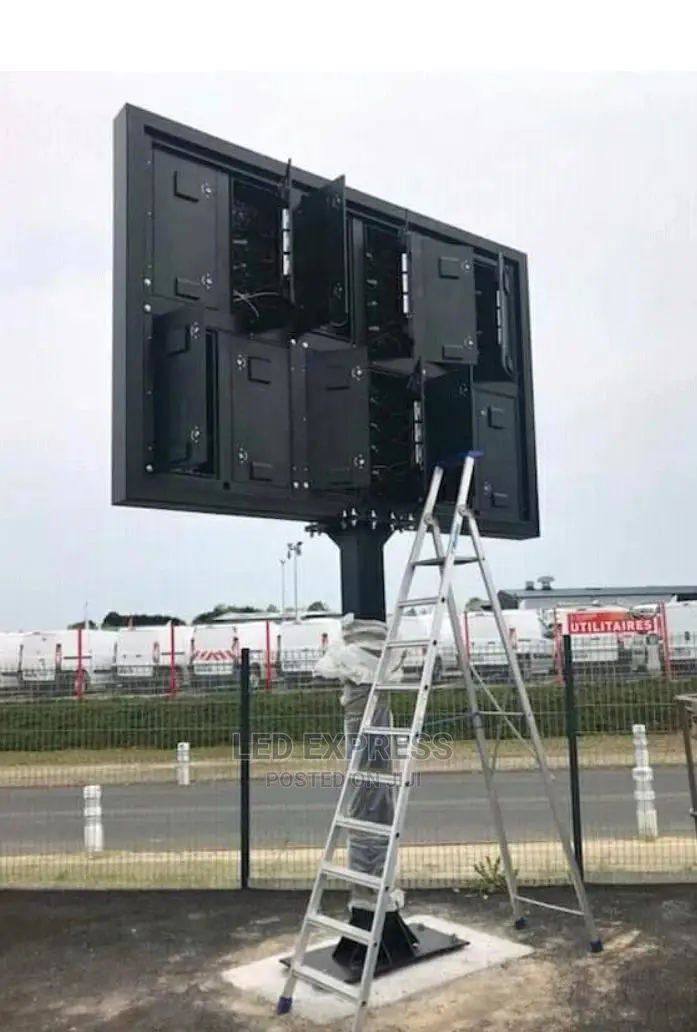 Outdoor LED Display Billboard