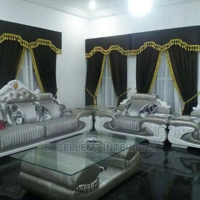 Quality Plain Fringes Board Designed Curtain.