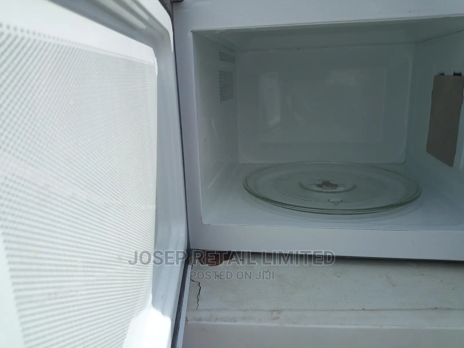 German Digital Velberg Pre-Owned Big Beautiful Microwave