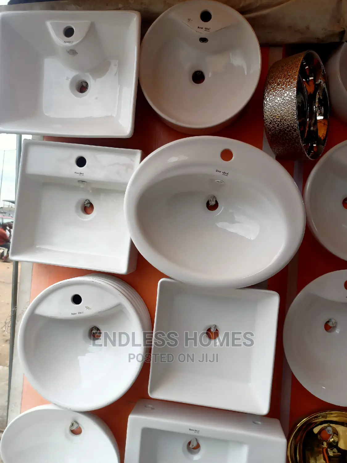 High Quality Wash Hand Basin