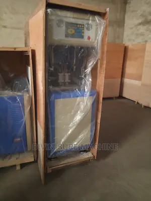 Plastic Blowing Machine Pet Plastic Bottle Blowing Machine