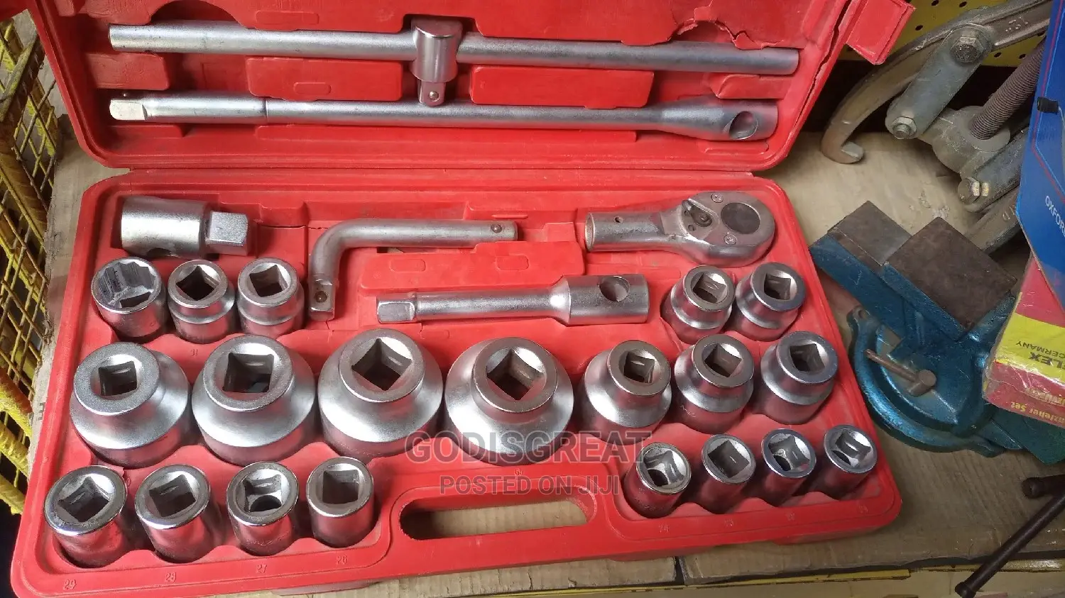 Heavy Duty Sockets Set White