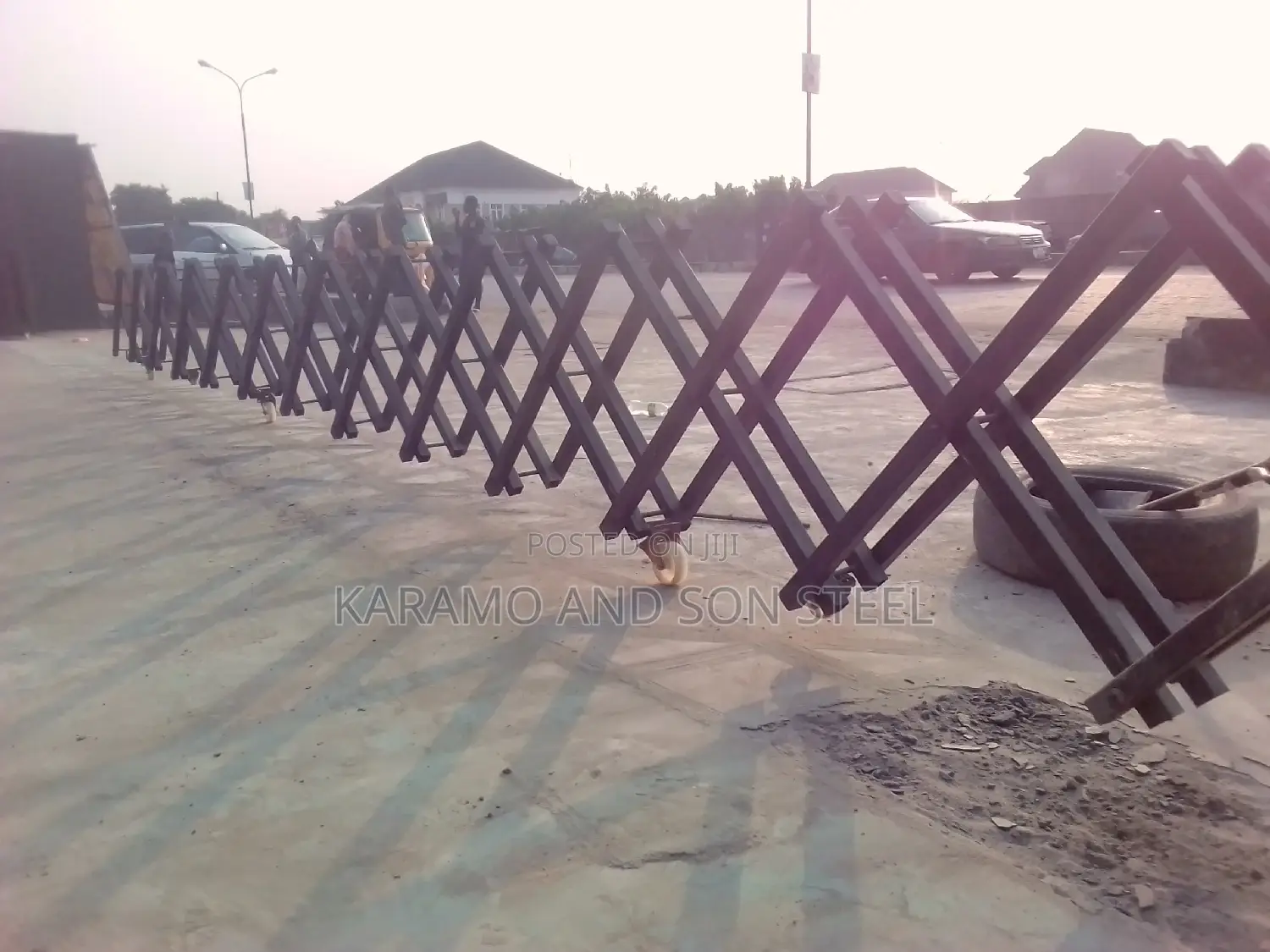 Mini Collastible Gates And Roller Shorter
